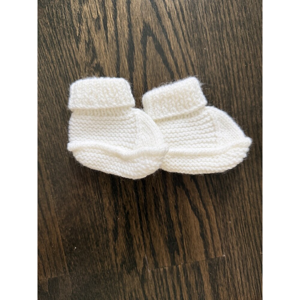 Handmade Knit Baby Booties Cream Ivory Crib Shoes Newborn Slippers